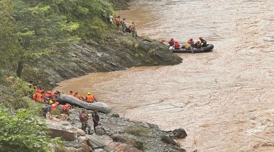 सिमलताल पहिरोः तीव्र रुपमा बेपत्ताको खोजी गरिँदै